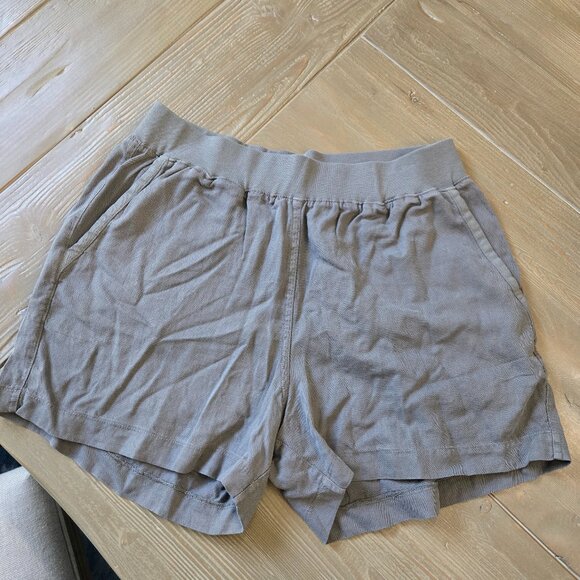 Faherty Pants - Faherty Surplus Green Shorts Sz L NWT